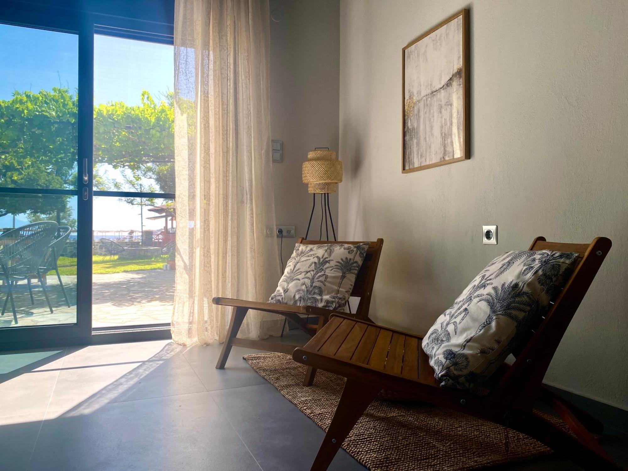 Akasti Slow Living Paralia Sikias Exterior foto